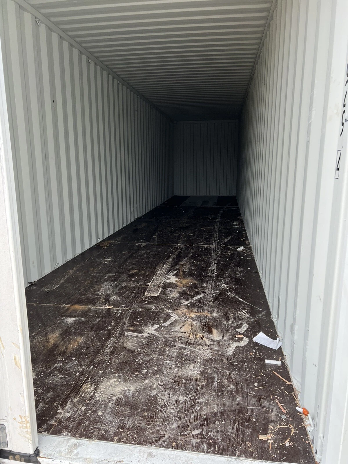 40 foot high cube Shipping container one — photo 2