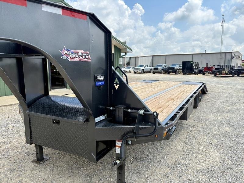 2026 Diamond C FMAX210 2.0 32′ x 102″ Engineered Beam 25k W/ Hydraulic Dovetail — photo 3