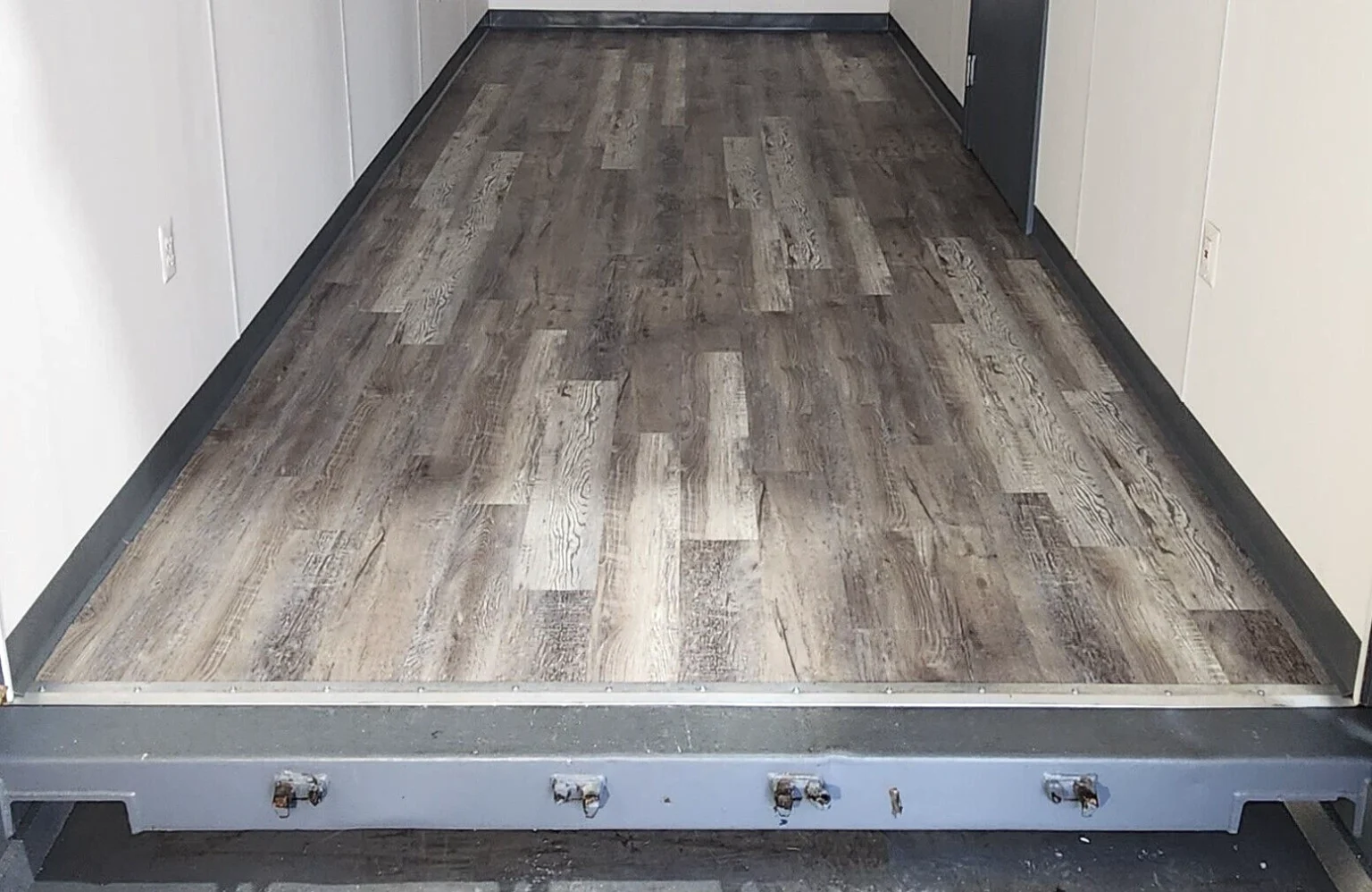 20ft Shipping Container Office – Modified — photo 12
