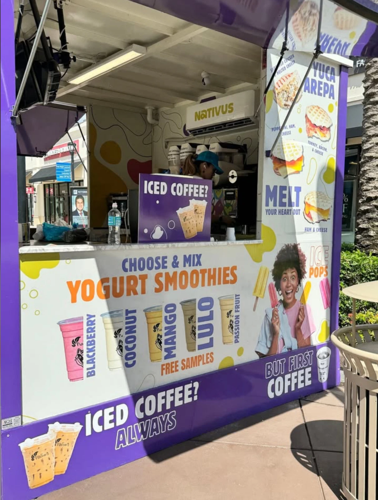 Mobile Kiosk – Food Truck 9.8FT X 9.8FT — photo 2