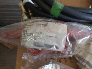 Kobelco SK45SR Hydraulic Final Drive Motor Kit #PY32T01002F5 New — photo 2