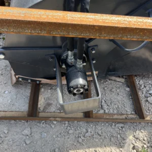 Skid Steer bucket broom sweeper 72 Inch Wolverine new Cat Case Bobcat Gehl ASV — photo 2