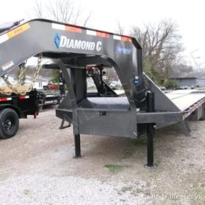 2025 Diamond C FMAX212 HDT 102″x 32′ 25.9k Hydraulic Dovetail Equipment Trailer Gooseneck Trailers