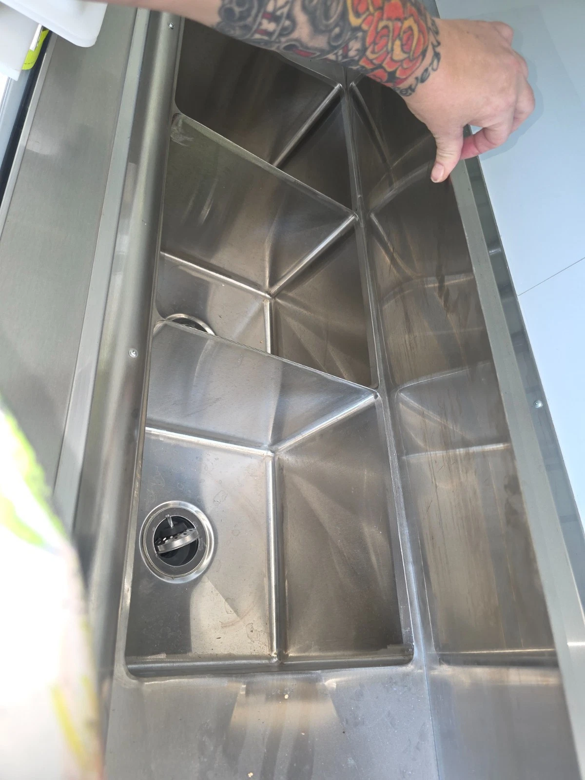 NEW FOOD TRAILER w/all the bells and whistles. 2021 CARGO Mate — photo 3