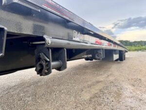 2024 Diamond C FMAX212 40′ x 102″ Fleetneek 25.9k GVWR Straight Deck Air Ride — photo 8