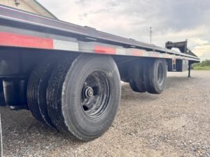 2024 Diamond C FMAX212 40′ x 102″ Fleetneek 25.9k GVWR Straight Deck Air Ride — photo 15