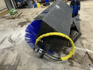 72″ skid steer sweeper MS Attachments NEW — photo 5