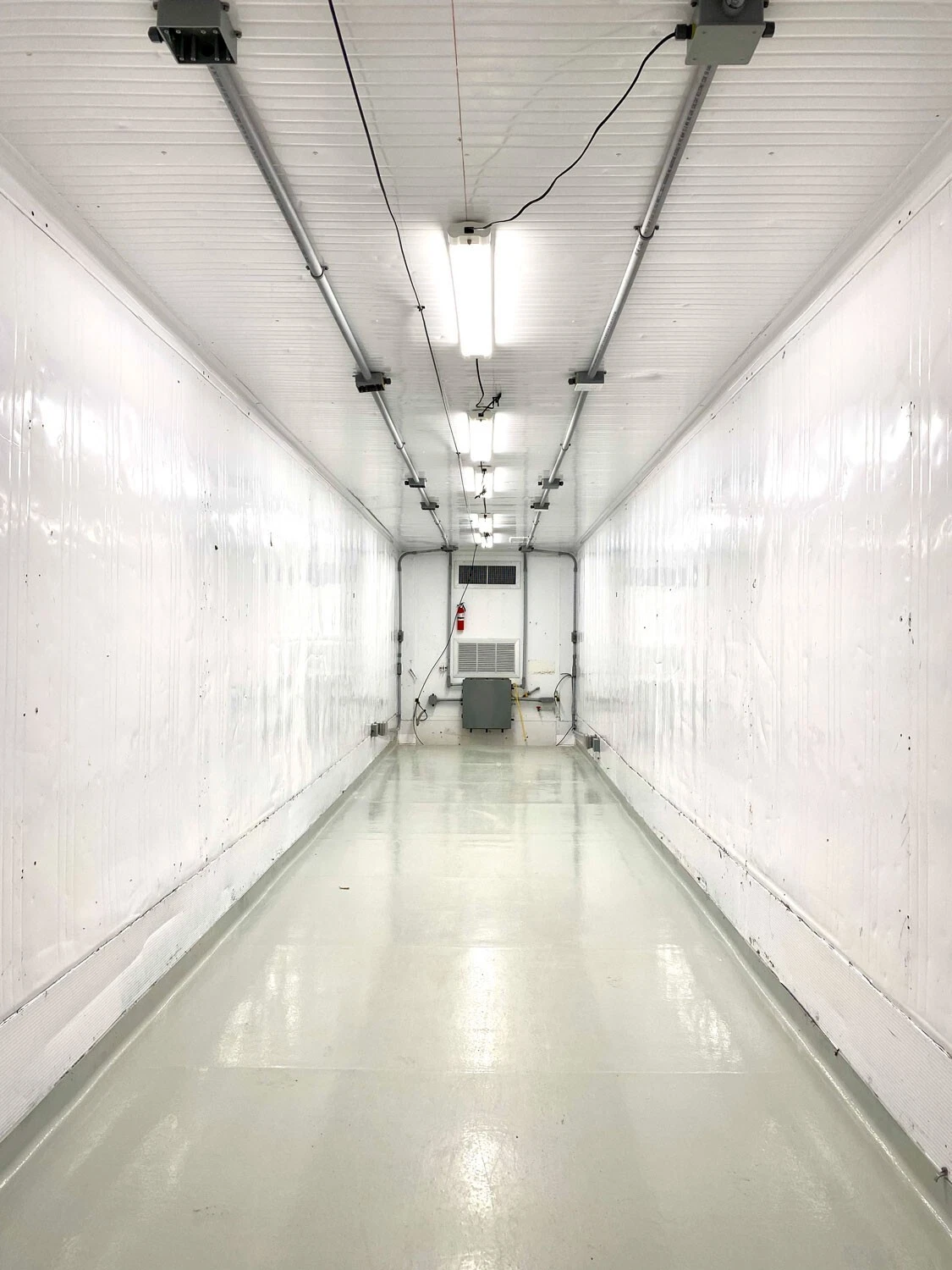 40 Foot High-Cube Insulated Shipping Container with 5 Ton Bard HVAC — photo 4