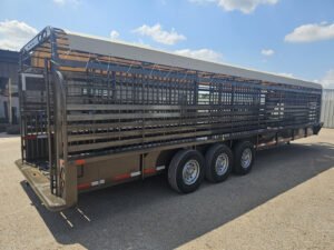 2025 Neckover 32’X6’8″ Stock / Stock Combo Trailer — photo 5