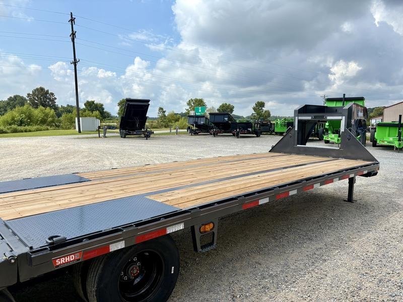 2026 Diamond C FMAX210 2.0 32′ x 102″ Engineered Beam 25k W/ Hydraulic Dovetail — photo 9
