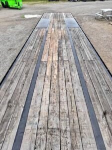2024 Diamond C FMAX212 40′ x 102″ Fleetneek 25.9k GVWR Straight Deck Air Ride — photo 7