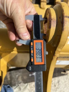 BRAND NEW MINI-EXCAVATOR BUCKET, GP 12” INCH FITS CAT 303 OR SIMILAR 40 Mm Pins — photo 6