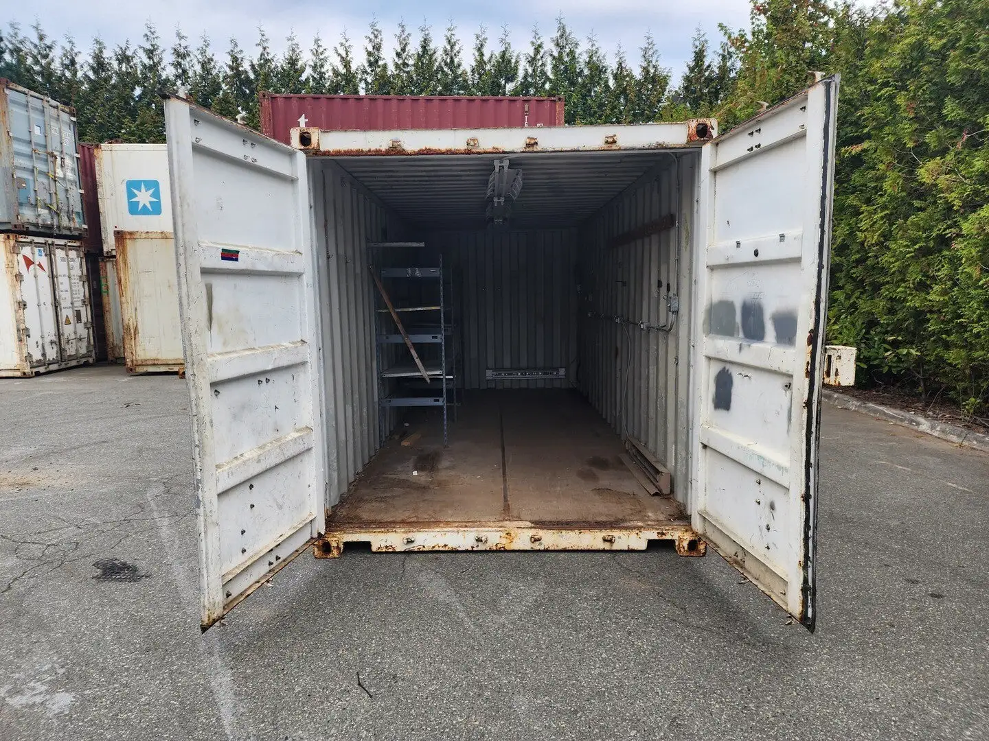 20 ft Container w/ Shelf, Electrical & Lighting — photo 6