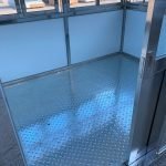 6.5 x 8 Stainless Steel Guard Shack, Sliding Door, Plain Jane — photo 2