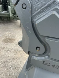 Volvo EC480 ripper frost tooth new excavator 100 110 MM Pins New EC 480 — photo 7