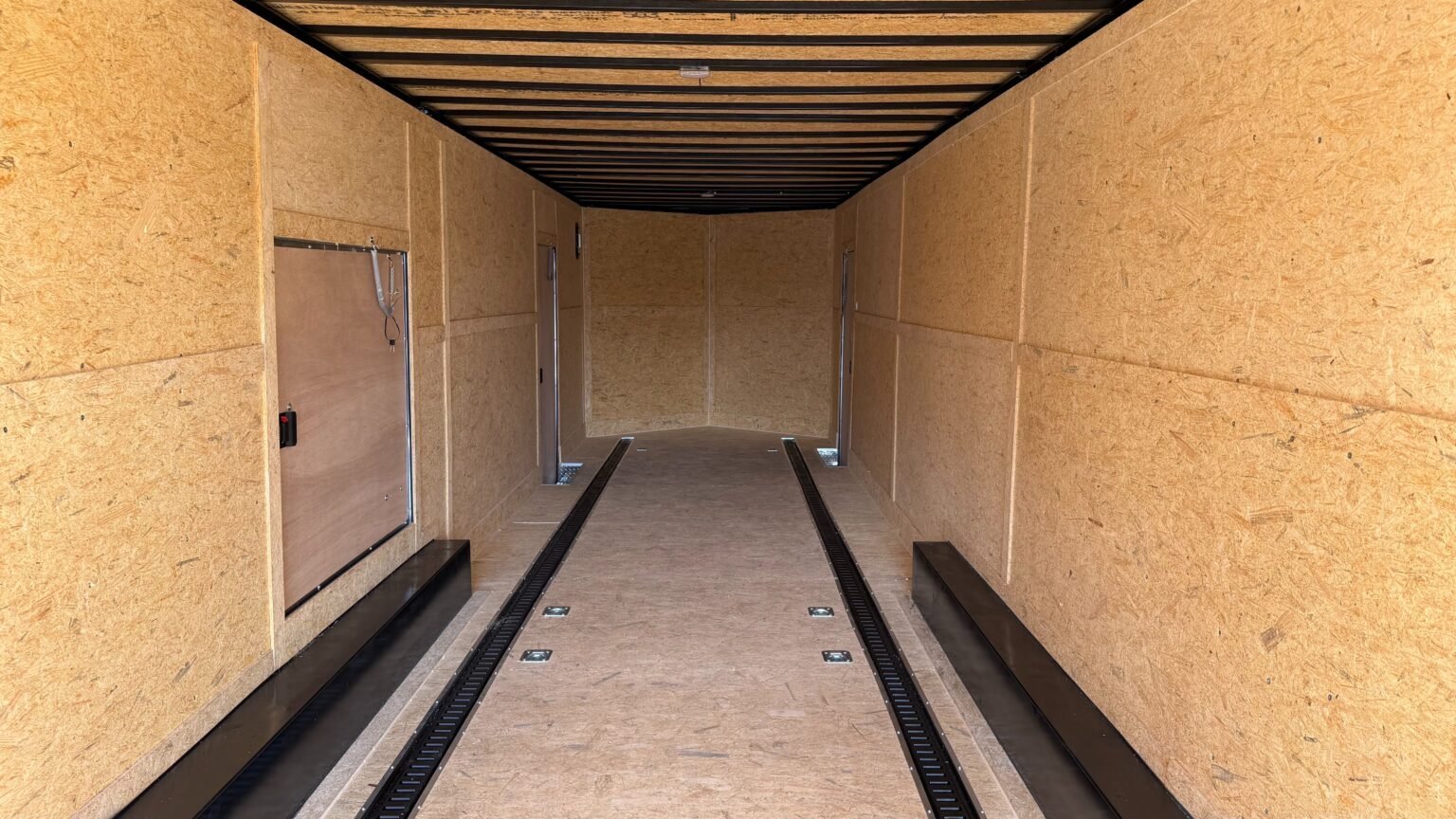 2026 Elite 8.5 x 36 Enclosed Cargo Trailer 21k GVWR — photo 7