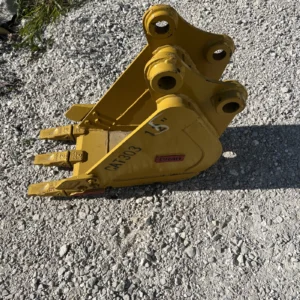 BRAND NEW MINI-EXCAVATOR BUCKET, GP 12” INCH FITS CAT 303 OR SIMILAR 40 Mm Pins — photo 7