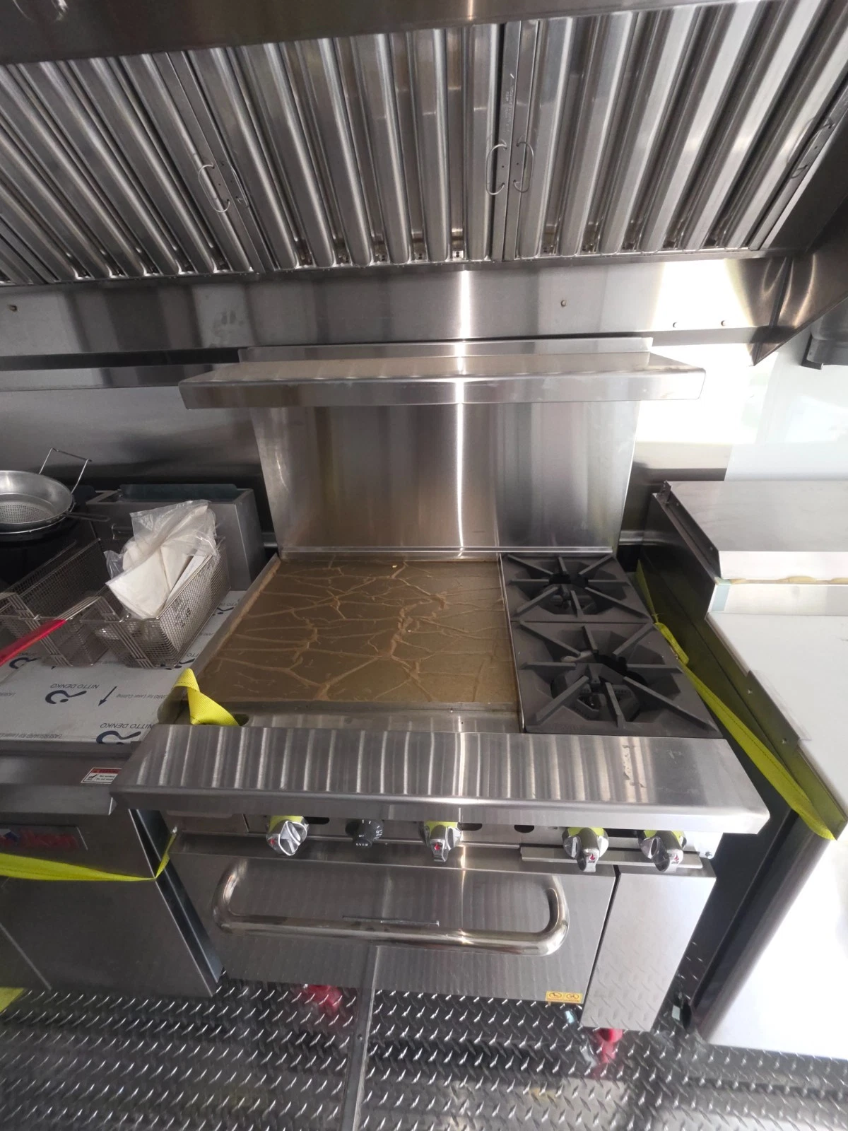NEW FOOD TRAILER w/all the bells and whistles. 2021 CARGO Mate — photo 7