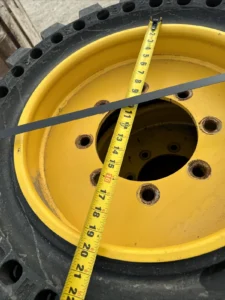 Camso 33×12-20 Solid Steer Tires With Rims 7.5-20 Rim 8 Lug Gehl Cat Case JCB — photo 8