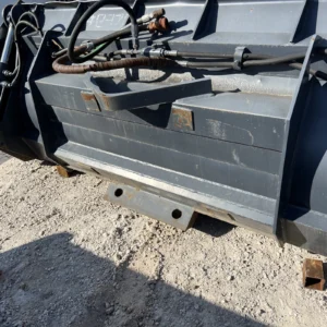 102 inch ACS 4 In 1 wheel loader bucket lightly used 2.5 Cubic Yard Case — photo 8