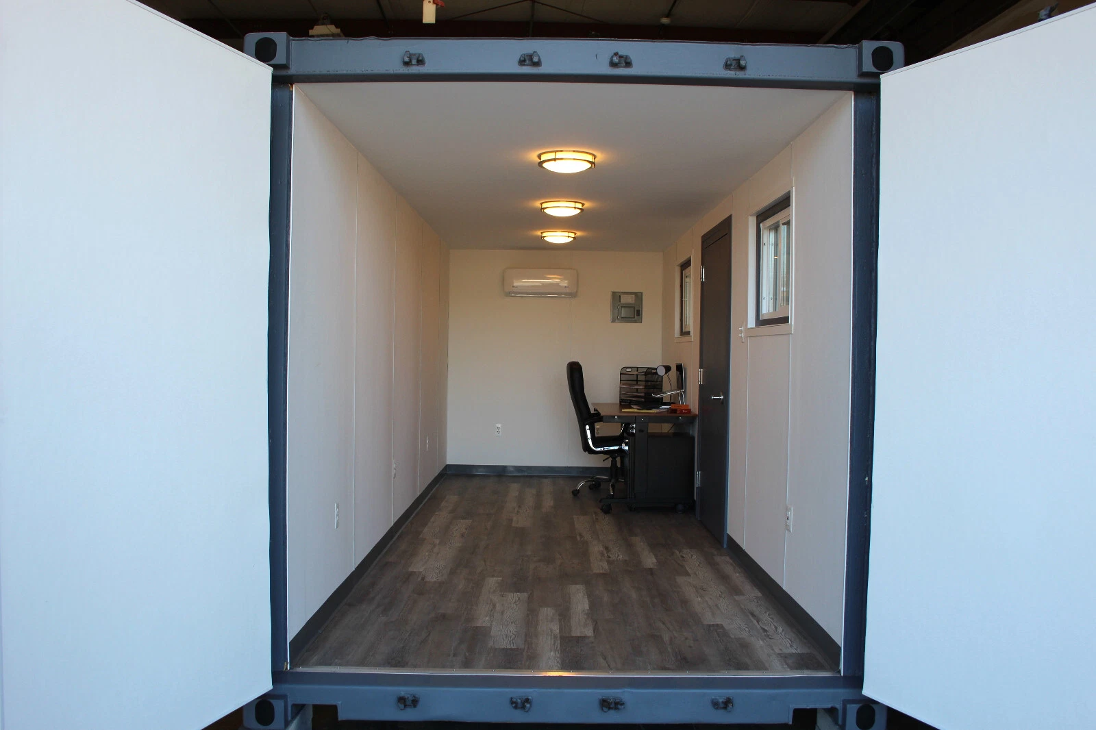 20ft Shipping Container Office – Modified — photo 10