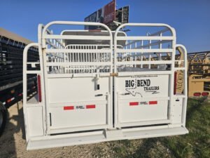 2025 Big Bend 6’8″X28′ 3/4 TOP Stock / Stock Combo Trailer — photo 8