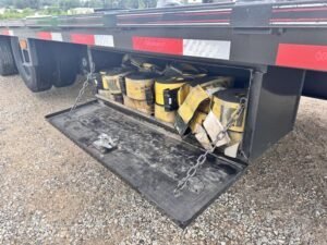 2024 Diamond C FMAX212 40′ x 102″ Fleetneek 25.9k GVWR Straight Deck Air Ride — photo 23