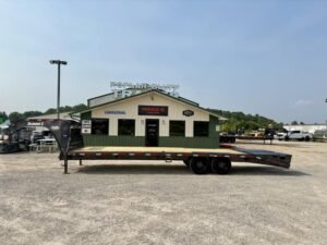 2025 Diamond C FMAX208 28′ x 102″ 18k Engineered Beam With Max Ramps — photo 12