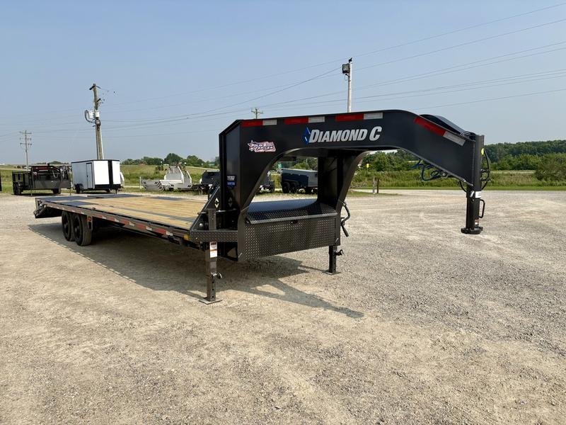 Deluxe 25000 GVWR Flatbed Tilt Gooseneck Trailer — photo 4