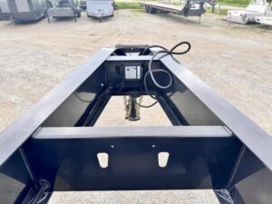 2024 Diamond C FMAX212 40′ x 102″ Fleetneek 25.9k GVWR Straight Deck Air Ride — photo 36