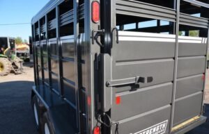 2023 Cornpro 14′ Livestock Trailer — photo 3