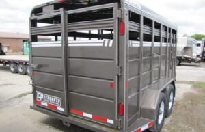 2024 Cornpro 16′ Livestock Trailer — photo 3