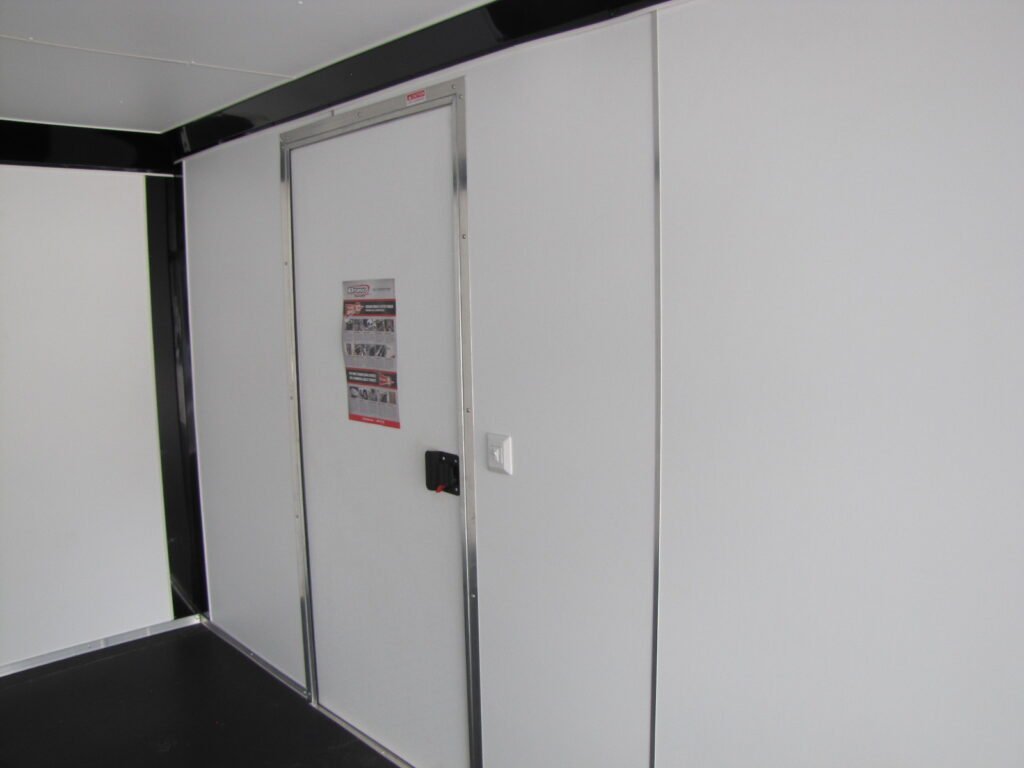 2023 Bravo 8.5 X 24 Aluminium Car Hauler — photo 4