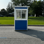 4’x4′ Economy Blue Guard Shack, Pallet Base Model — photo 8
