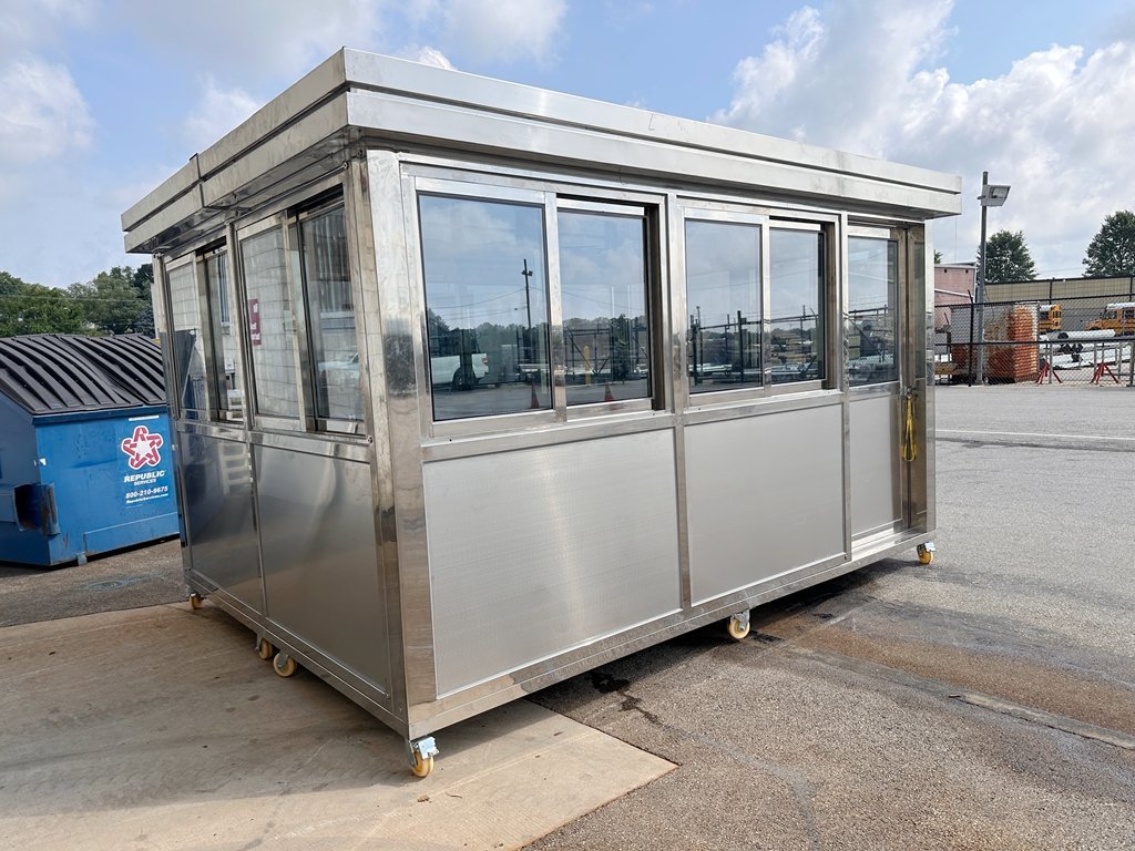 10‘ x 13’ Heavy Duty Stainless Steel Guard Shack, Double Sliding Door, Insulating windows, Insulating Walls , Plain Jane — photo 8