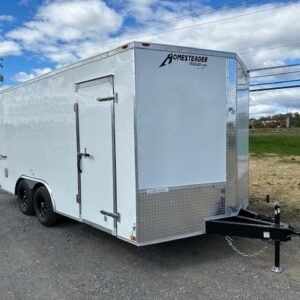 Homesteader 8.5 x 16 V-Nose Enclosed Car Hauler – Ramp Door