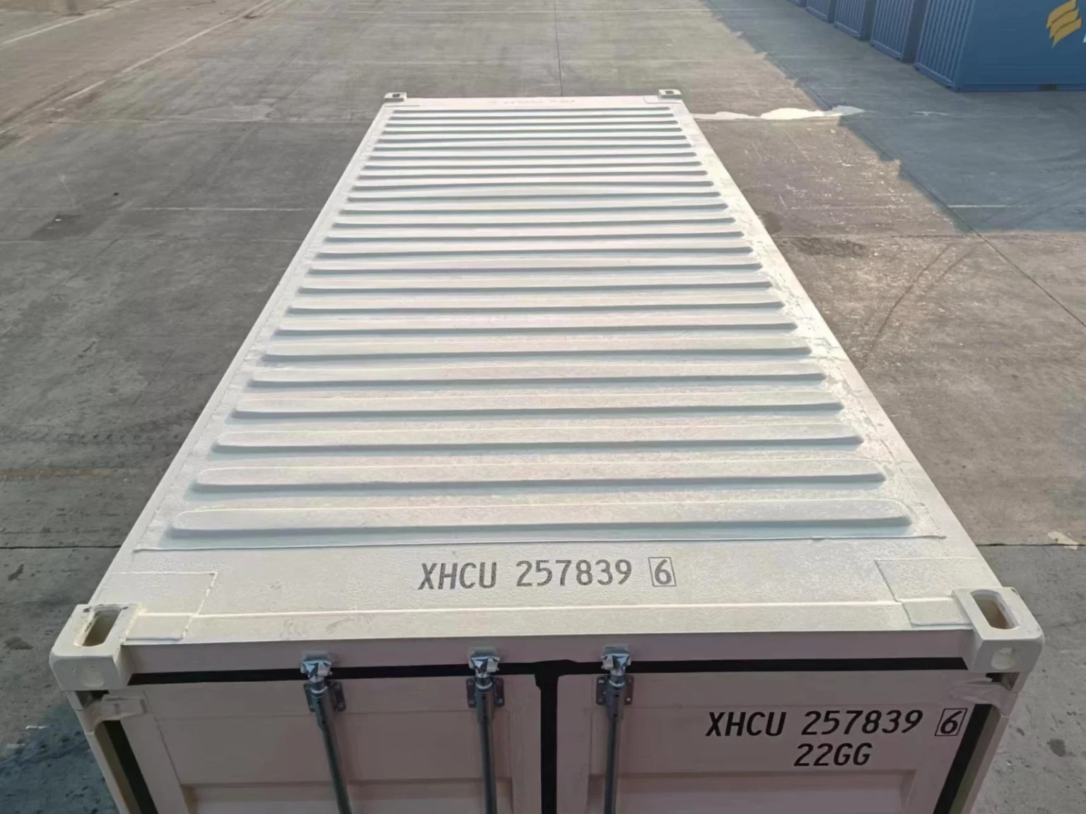 20ft ‘Open Side’ New Container (2-Door w/ Center Post) — photo 4